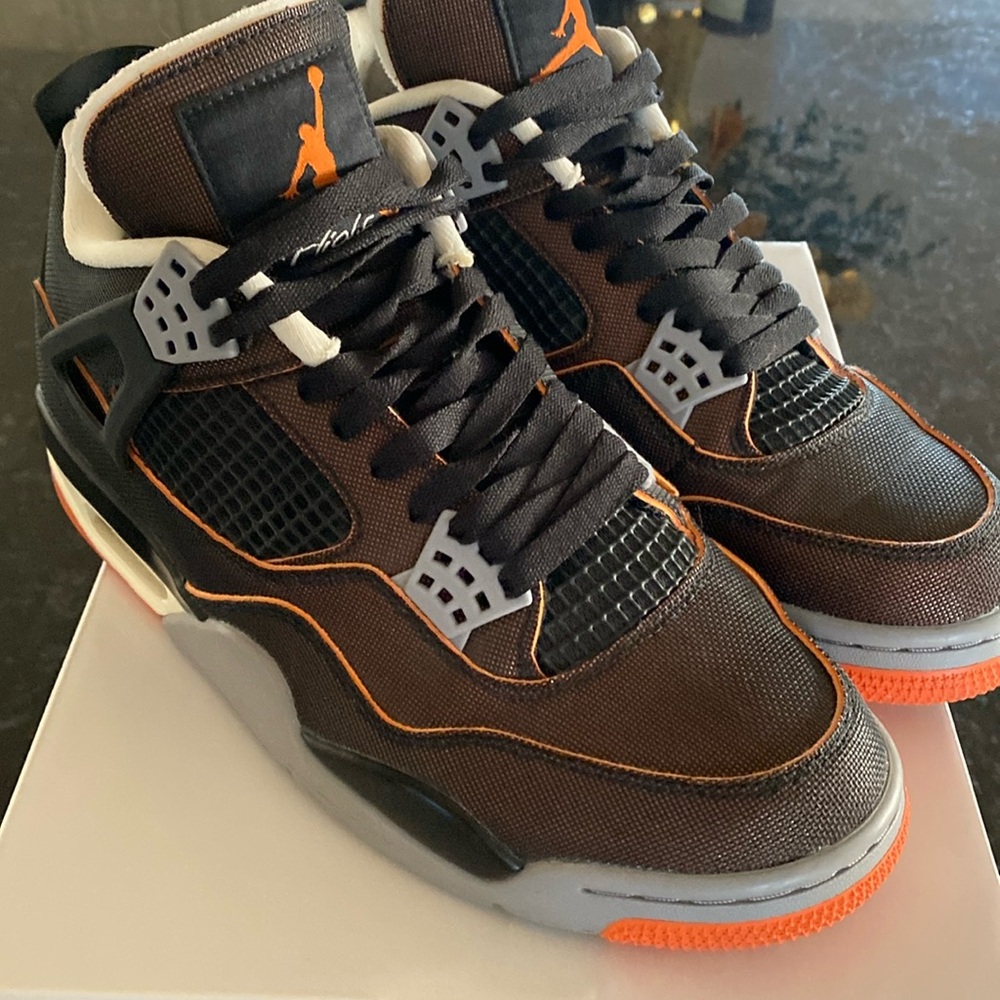 Air Jordan 4 Retro SE Women 10